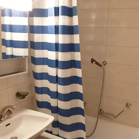 Immeuble Les Dauphinelles Apartment